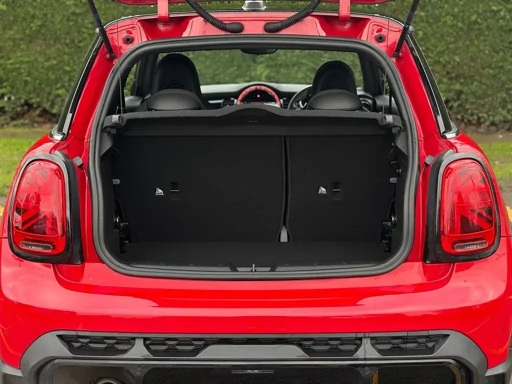 Used Mini Cooper Exclusive 2021 Red Hatchback