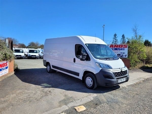 White Used 2016 Citroën Relay Van | £10,950 (Fair price) - Image 1/1