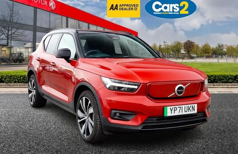 Red Used 2021 Volvo XC40 Plus SUV | £19,990 (Good price) - Image 1/4