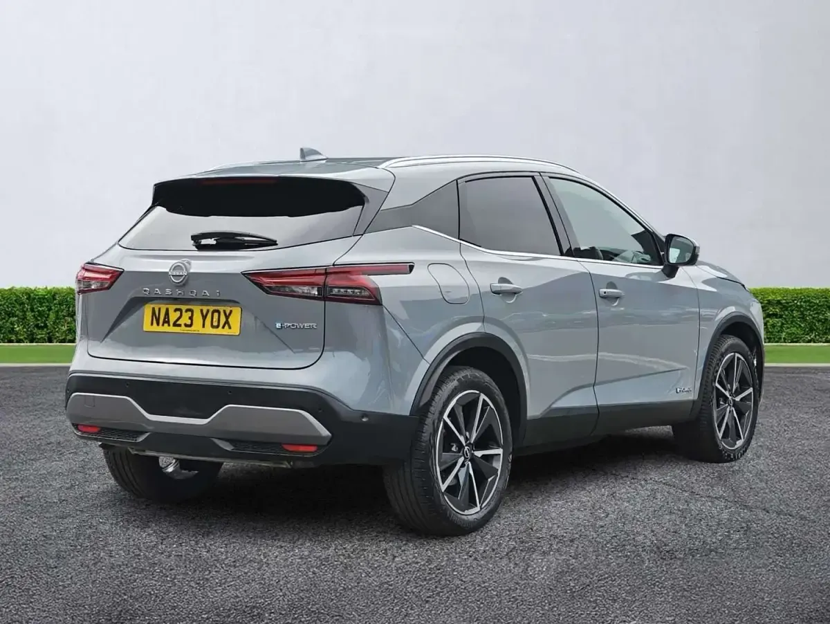 Used Nissan Qashqai Tekna 190 HP (139 kW) 2023 Grey SUV