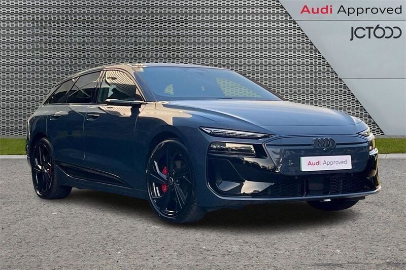Blue New 2025 Audi e-tron Performance SUV | £69,888 (Expensive) - Image 1/4