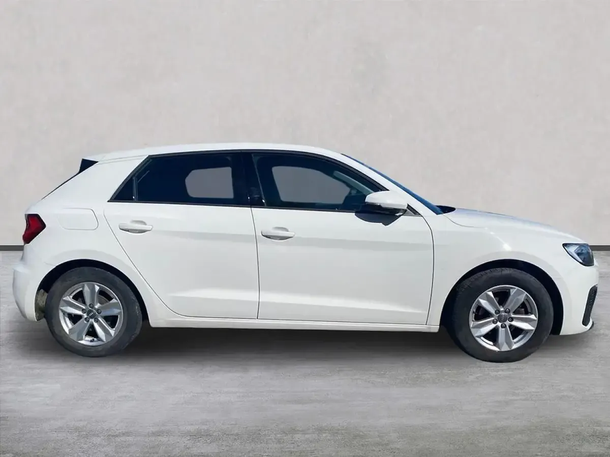 Usado Audi A1 Sportback Premium 95 HP (69 kW) 2020 Branco Citadino