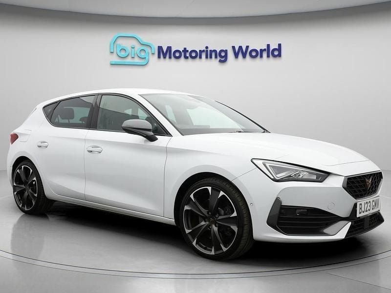 White Used 2023 Cupra Leon VZ2 Hatchback | £21,100 (Fair price) - Image 1/4