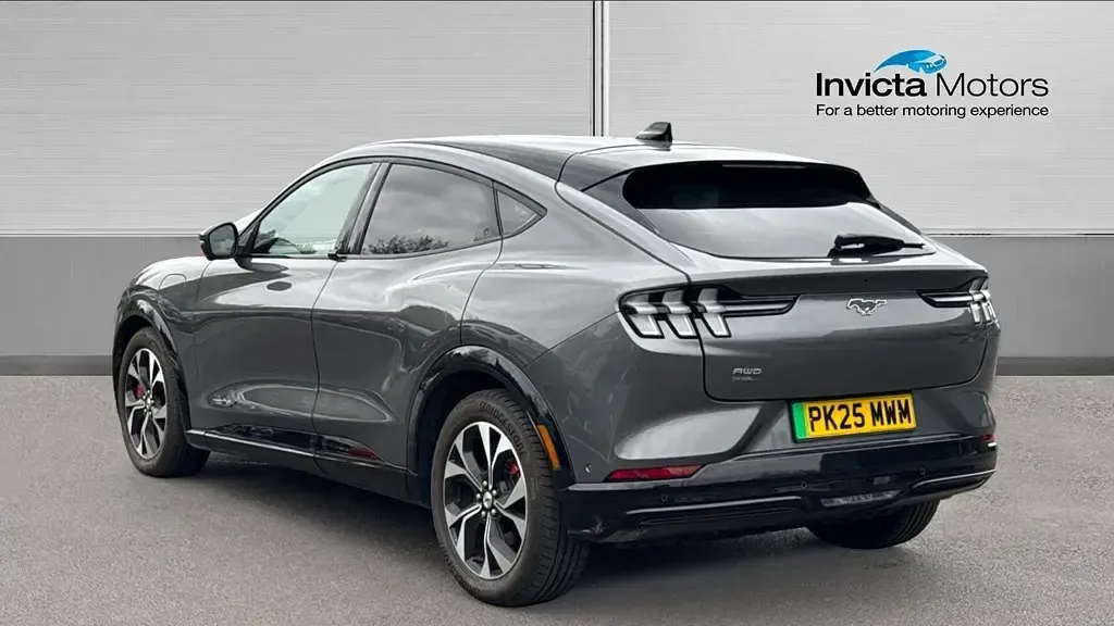 Second-hand Ford Mustang Mach-E Premium 258 kW (351 CP) 2025 Gri SUV