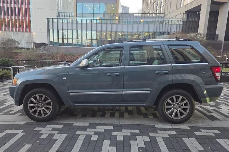 Silver Used 2006 Jeep Grand Cherokee Overland SUV | £2,650 (Super price) - Image 1/1