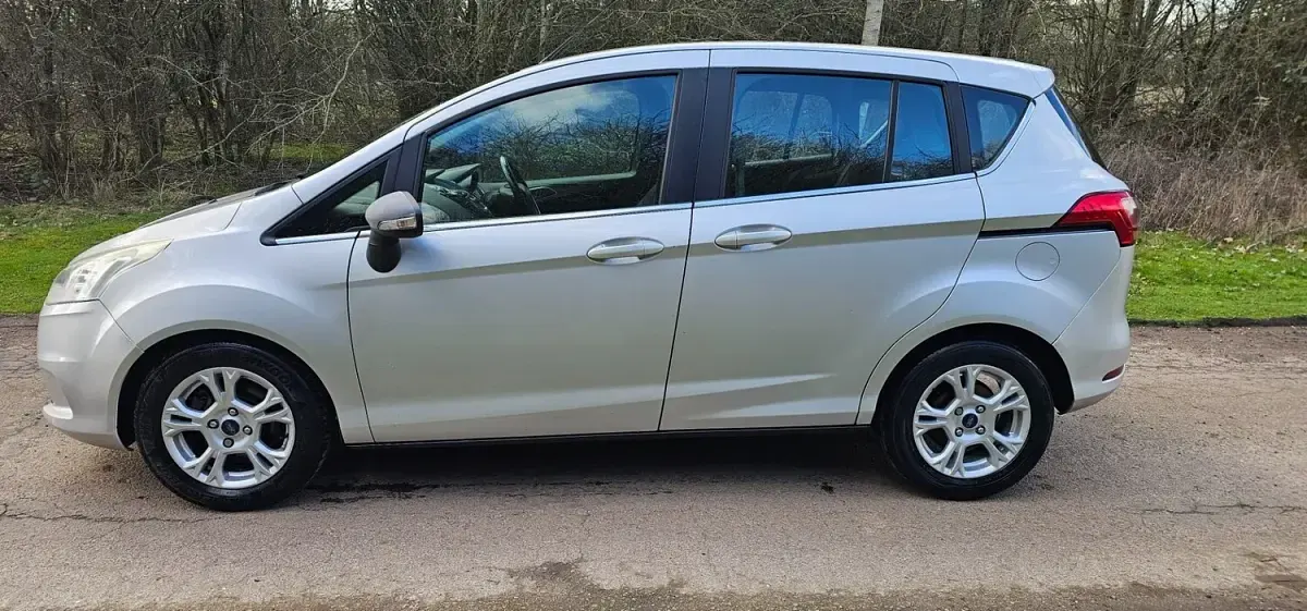 Used Ford B-MAX Zetec 2013 Silver MPV