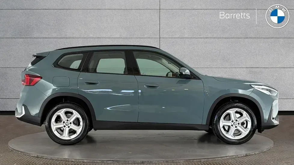 Used BMW X1 Sport Line 168 HP (123 kW) 2022 Green SUV
