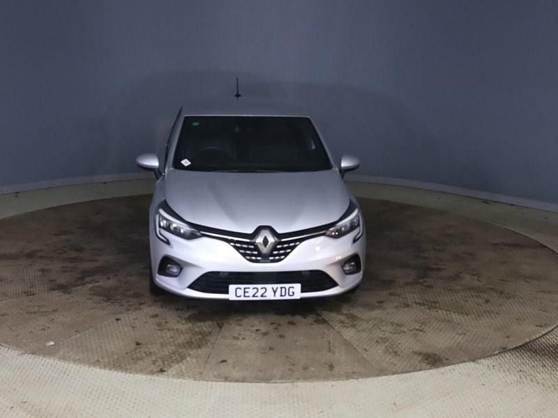 Used Renault Clio V SE 90 HP (66 kW) 2022 Silver Hatchback