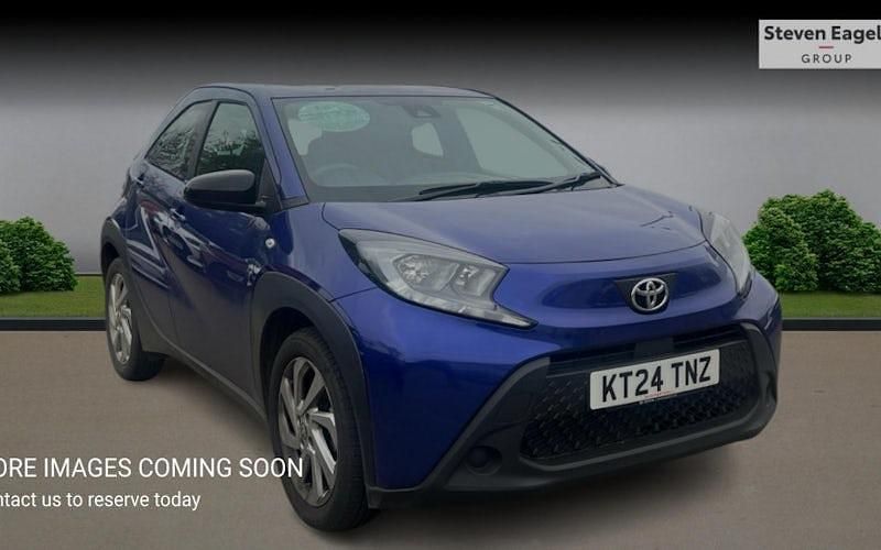 Used Toyota Aygo X PURE 72 HP (52 kW) 2025 SUV