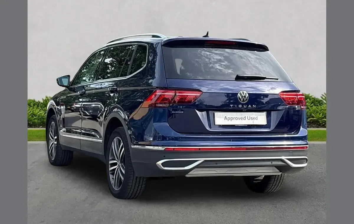 Used VW Tiguan Allspace Elegance 150 HP (110 kW) 2023 Blue SUV