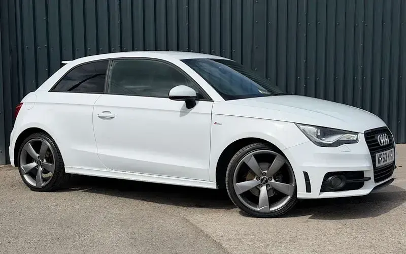 Used Audi A1 Sportback Black Edition 140 HP (102 kW) 2014 Hatchback