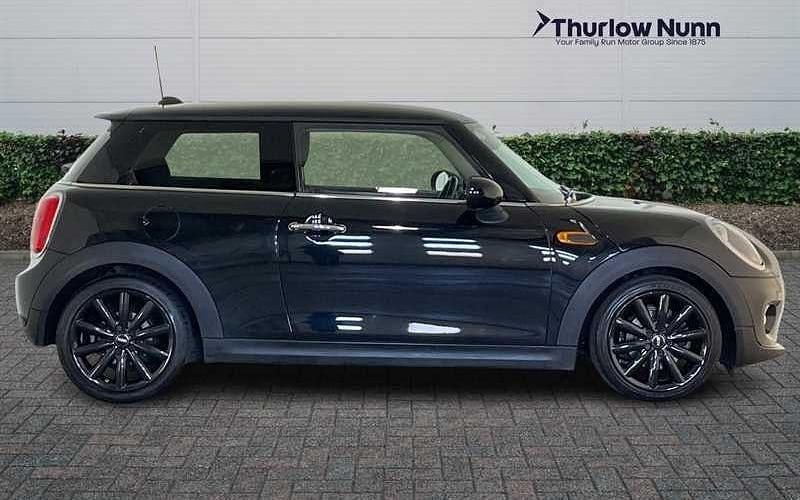 Used Mini Cooper Hatch 136 HP (100 kW) 2016 Black Hatchback
