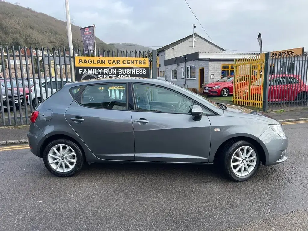 Used Seat Ibiza SE Technology 75 HP (55 kW) 2016 Grey Hatchback