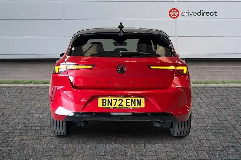 Used Vauxhall Astra GS Line 130 HP (95 kW) 2022 Red Hatchback