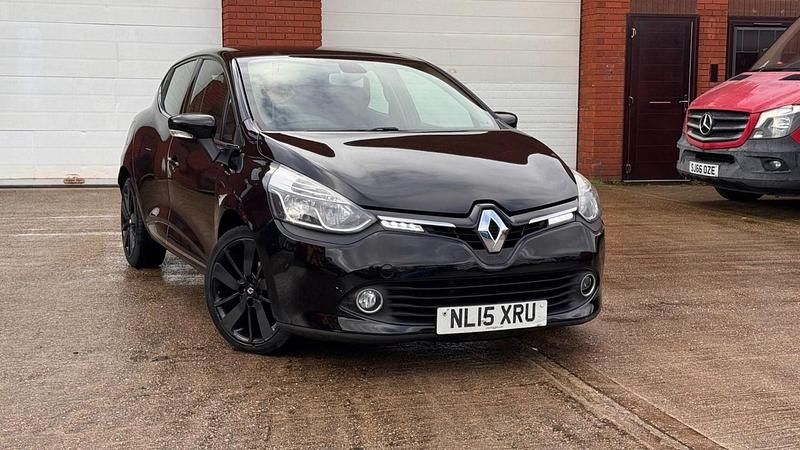 Used Renault Clio IV Dynamique 2015 Black Hatchback