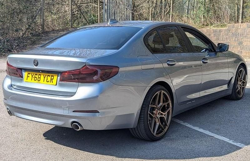 Used BMW 530 Comfort Edition 2018 Blue Sedan