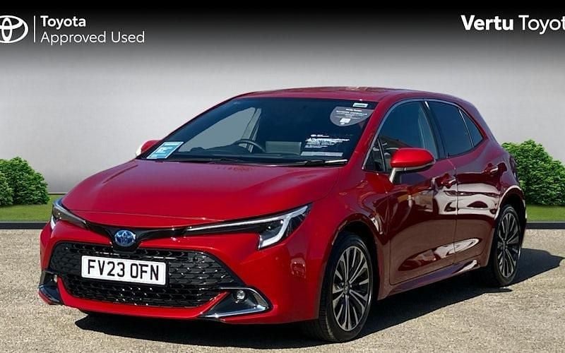 Used Toyota Corolla Design 196 HP (144 kW) 2025 Hatchback