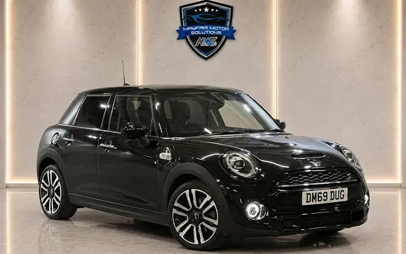 Used Mini Cooper S Exclusive 192 HP (141 kW) 2020 Hatchback