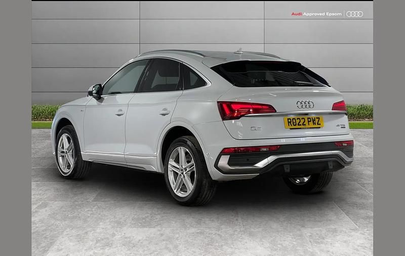 Used Audi Q5 Sportback S-Line 261 HP (191 kW) 2022 White SUV