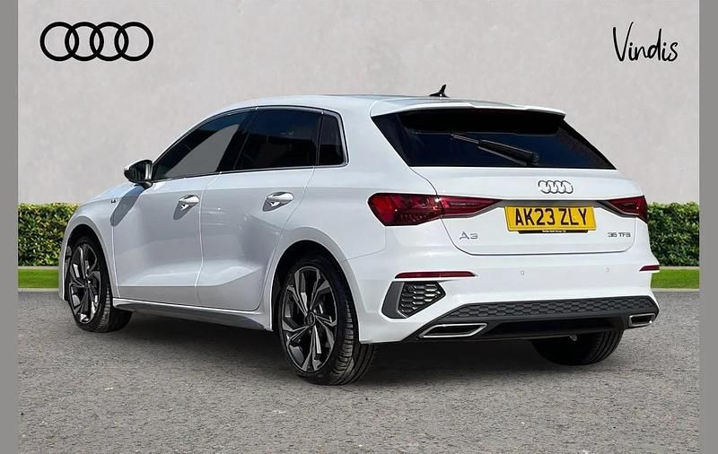 Used Audi A3 S-Line 147 HP (108 kW) 2023 White Sedan