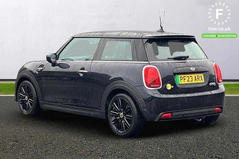 Used Mini Cooper S Level 3 135 kW (184 HP) 2023 Blue/black Hatchback