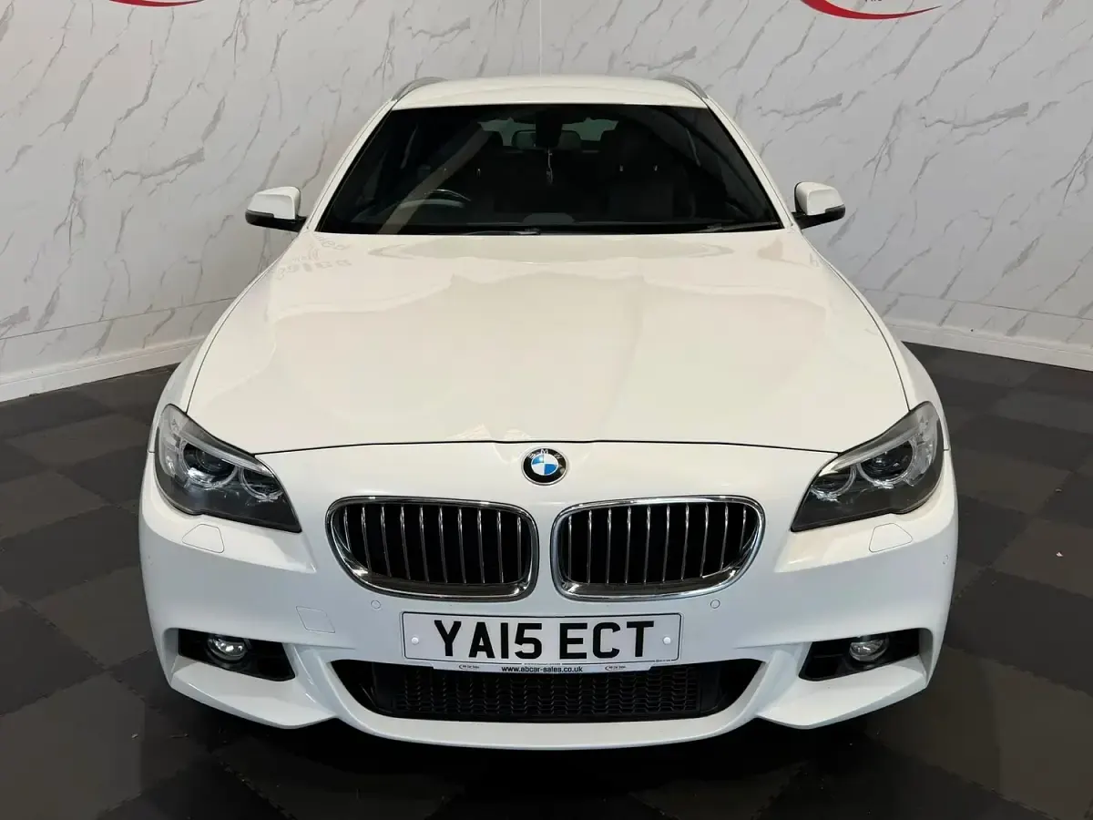 Used BMW 520 M Sport 2015 White Estate