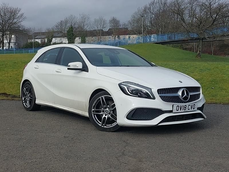Used Mercedes A180 AMG Line Premium 122 HP (89 kW) 2018 White Hatchback