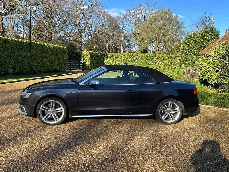 Usado Audi S5 Cabriolet Design 333 HP (244 kW) 2013 Cinzento Cabrios