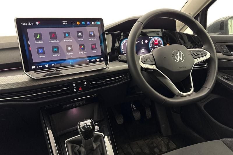 Used VW Golf VIII Style 150 HP (110 kW) 2025 Dolphin grey metallic