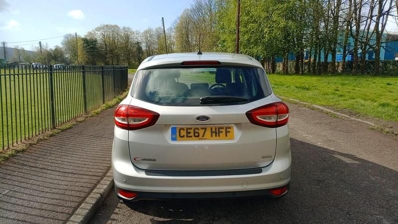 Usado Ford C-MAX Titanium 125 HP (91 kW) 2017 Prateado Monovolume