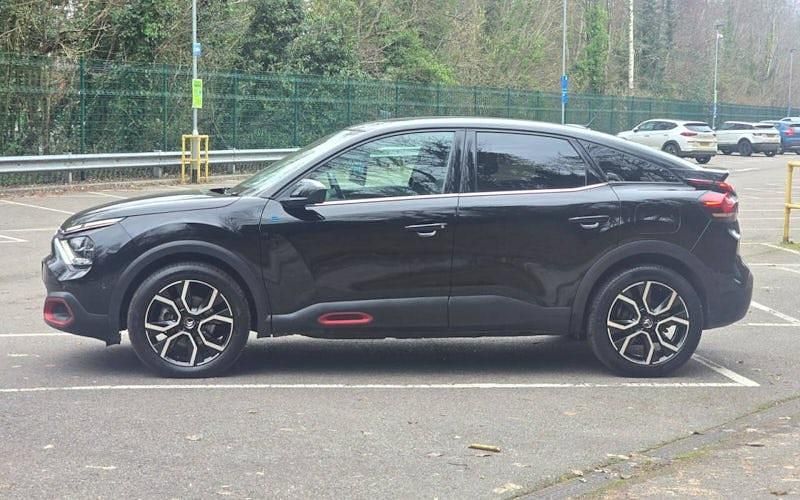 Used Citroën e-C4 Shine 100 kW (136 HP) 2021 Black Hatchback