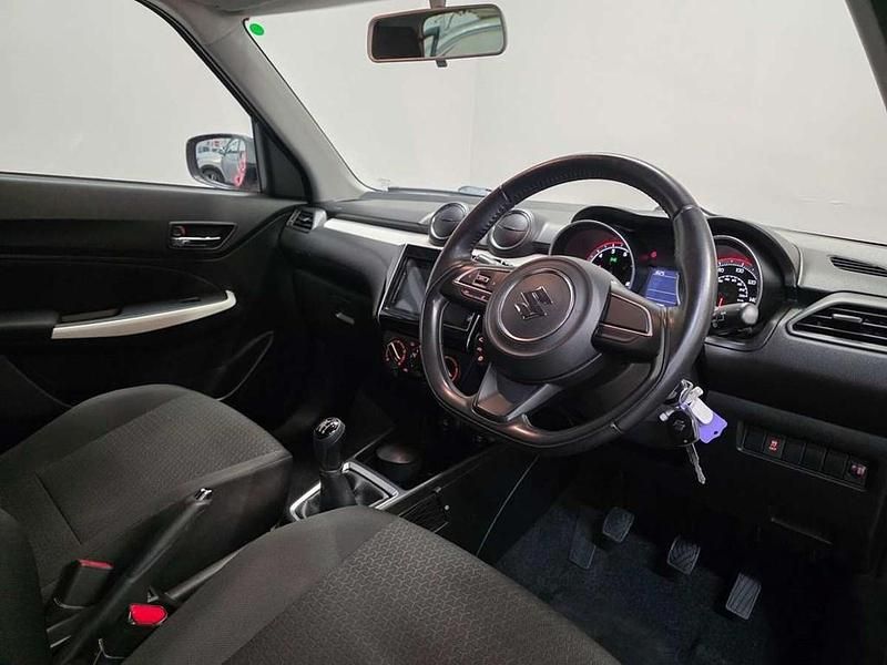 Used Suzuki Swift SZ-T 109 HP (80 kW) 2017 Red Hatchback