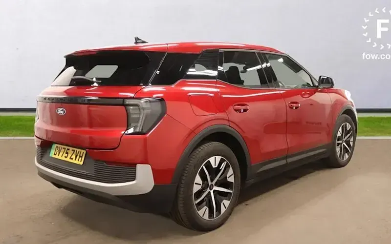 Used Ford Explorer Select 210 kW (286 HP) 2025 Red SUV