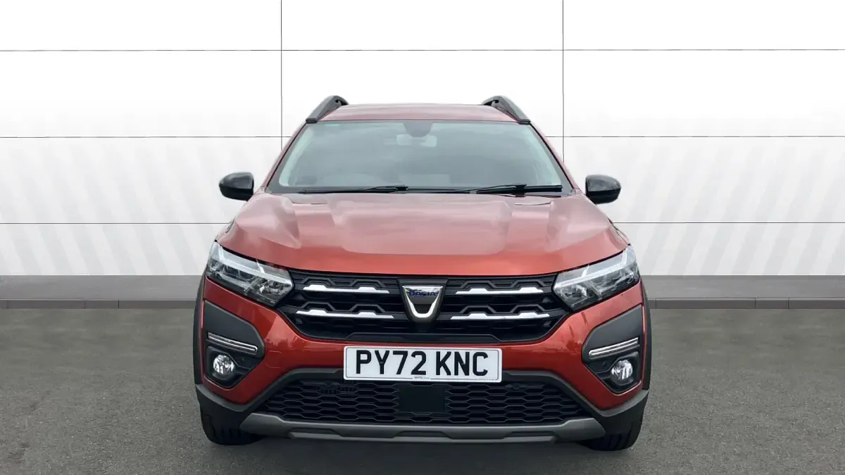 Used Dacia Jogger Extreme 110 HP (80 kW) 2023 Brown MPV