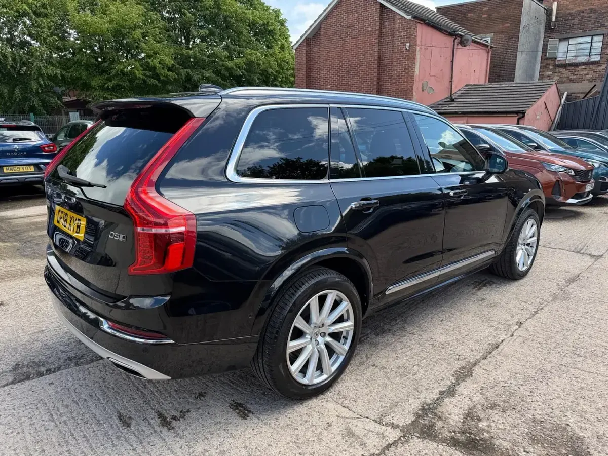 Used Volvo XC90 Inscription 235 HP (172 kW) 2018 Black SUV