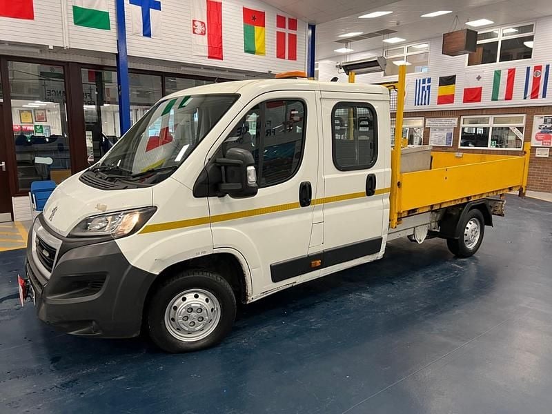 Used Peugeot Boxer 130 HP (95 kW) 2015 White Van