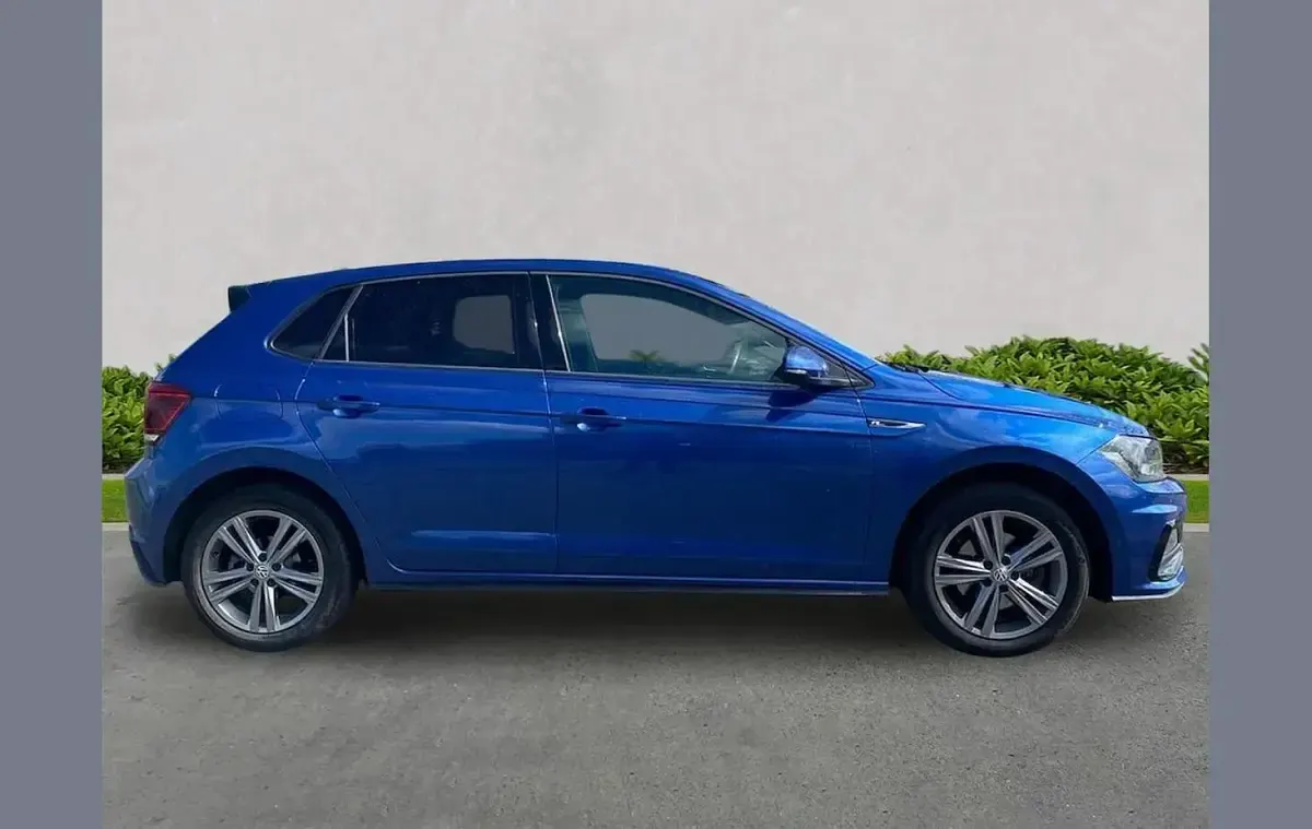 Begagnad VW Polo R-line 115 HK (84 kW) 2020 Blå Halvkombi