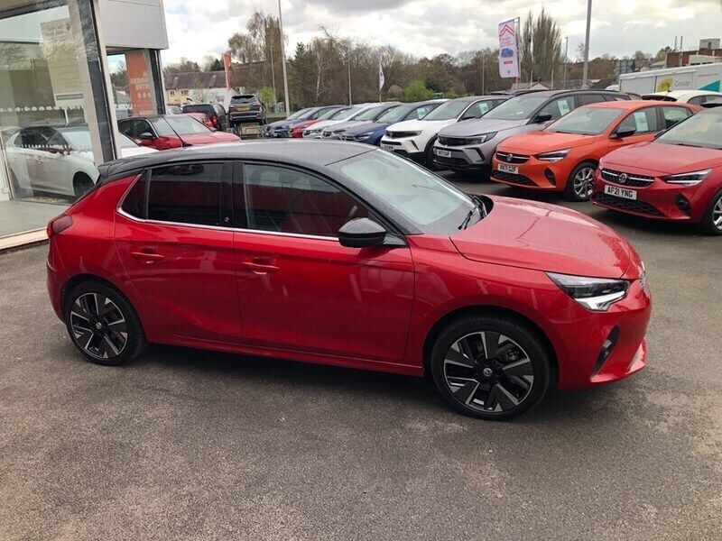 Used Vauxhall Corsa-e Elite 100 kW (136 HP) 2021 Red Hatchback