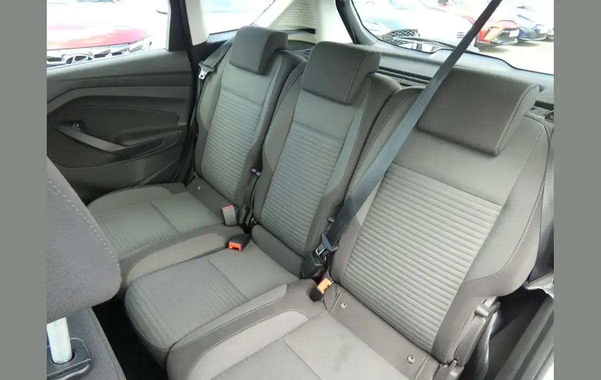 Used Ford C-MAX Titanium 147 HP (108 kW) 2017 Silver MPV
