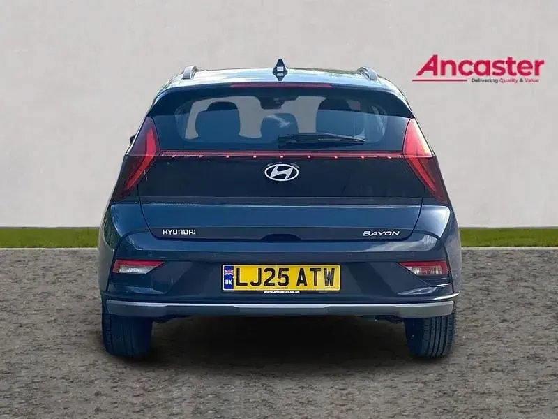 Używany Hyundai Bayon Advanced 99 KM (72 kW) 2025 Szary SUV