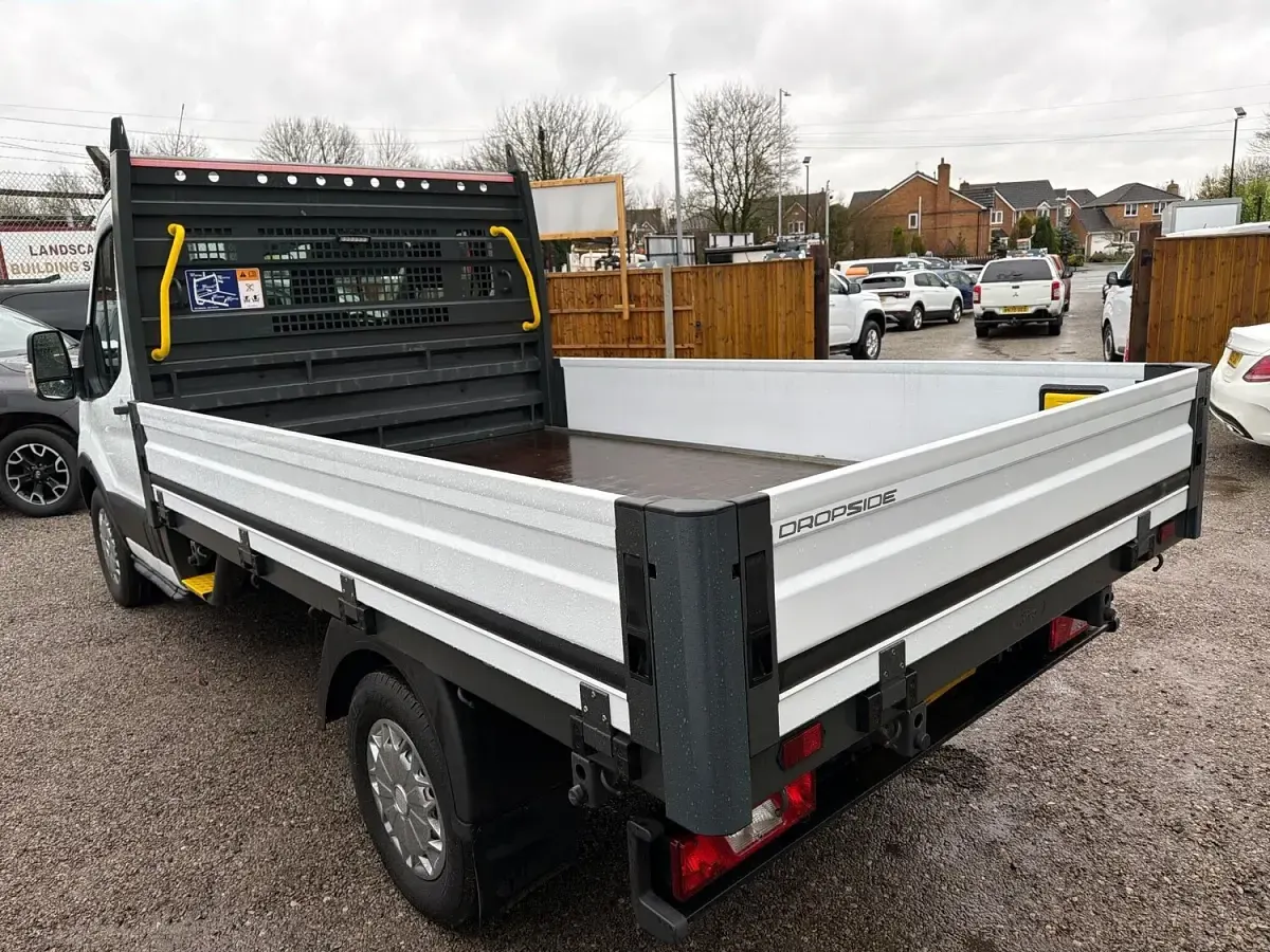 Used Ford Transit 130 HP (95 kW) 2022 White Cabriolet