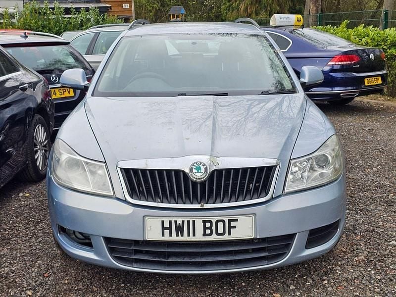 Used Skoda Octavia SE 122 HP (89 kW) 2011 Blue Estate