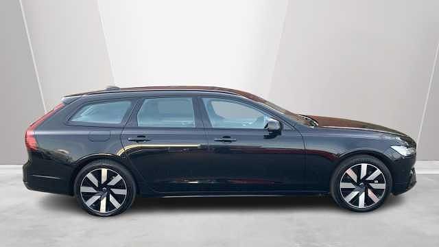 Used Volvo V90 Plus 345 HP (253 kW) 2025 Black Estate