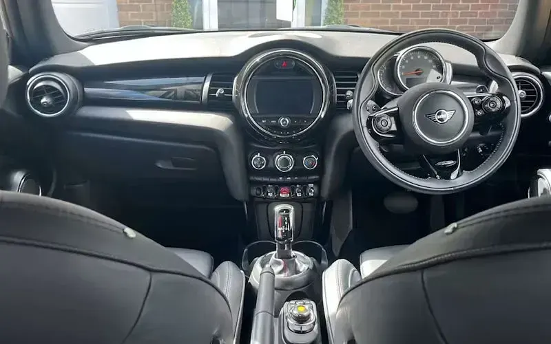 Used Mini Cooper S Exclusive 192 HP (141 kW) 2020 Blue Hatchback