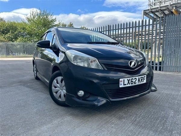 Black Used 2013 Toyota Yaris Hatchback | £5,995 (Super price) - Image 1/1