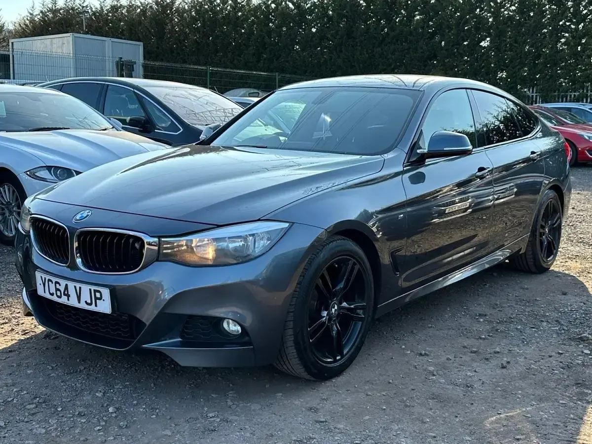 Begagnad BMW 318 M Sport 2014 Grå Halvkombi