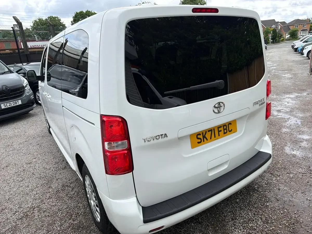 Used Toyota Proace Verso City 2021 White Estate