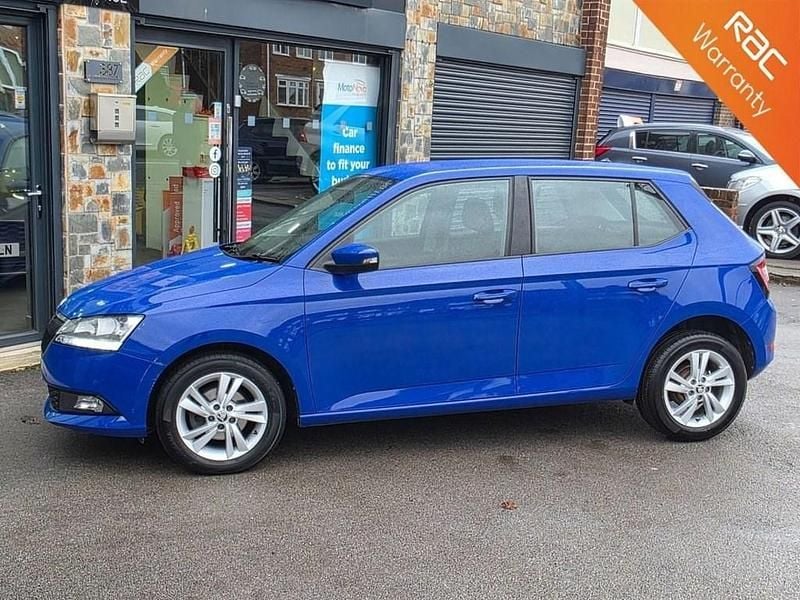 Used Skoda Fabia SE 60 HP (44 kW) 2020 Blue Hatchback