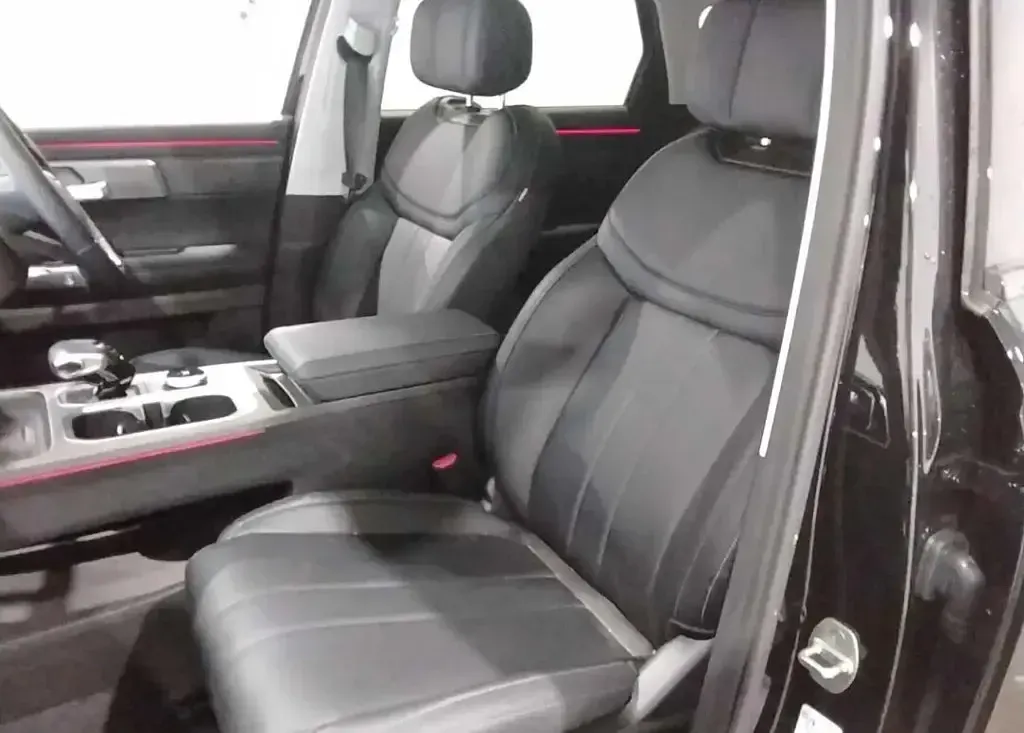 New Jaecoo 7 147 HP (108 kW) 2025 Black SUV
