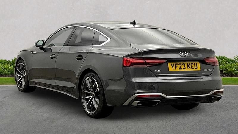 Begagnad Audi A5 S-Line 163 HK (119 kW) 2023 Grå Sportkupé